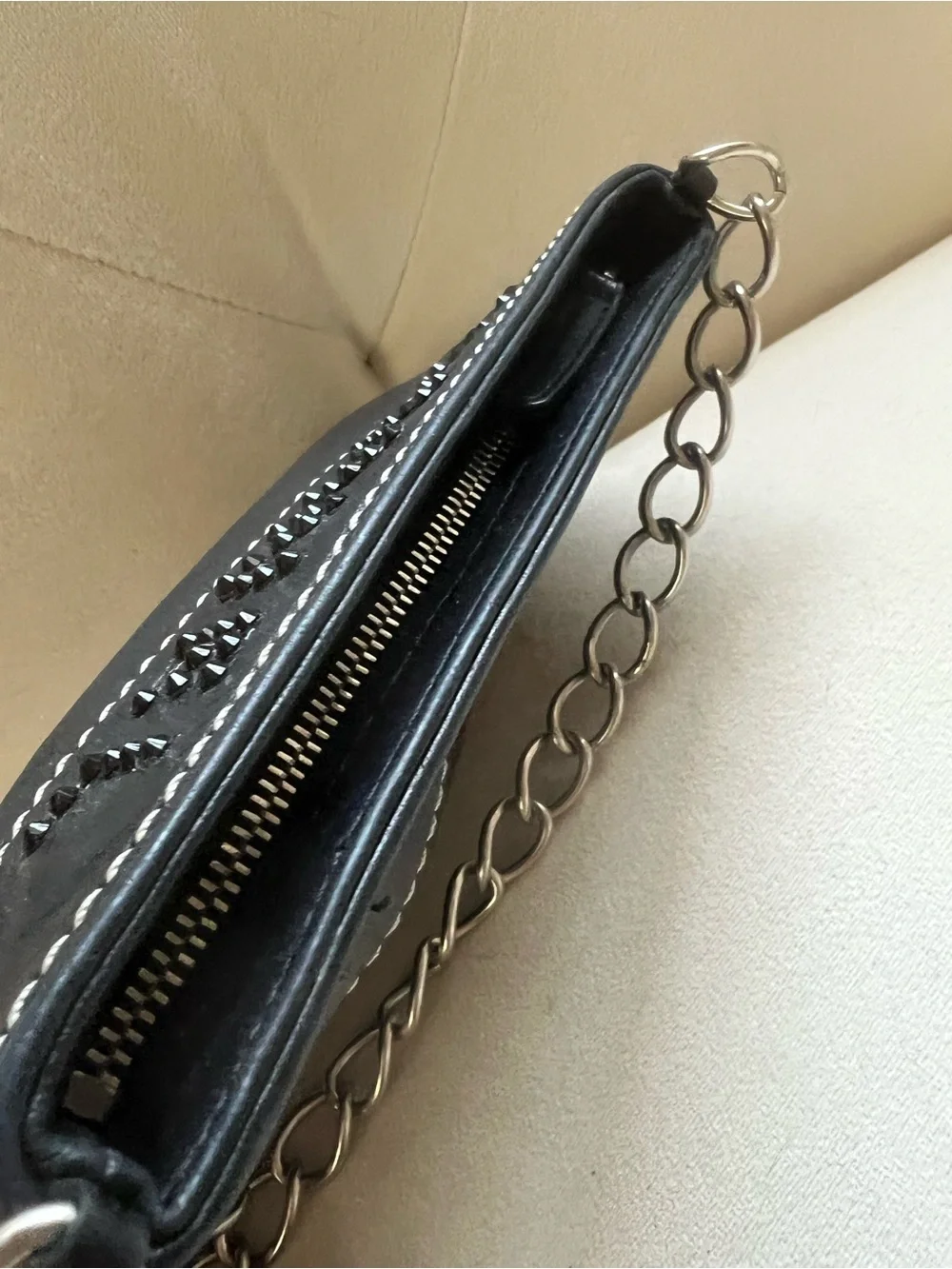 Chanel Small Crossbody Bag Fit iphone pro - Picture 9 of 9